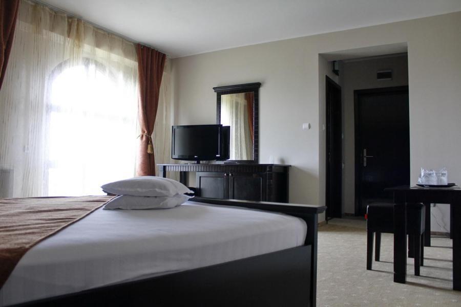 Hotel Imperium سوتْشافا الغرفة الصورة